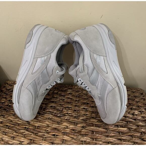 SAS Women’s Tour Mesh Gray Size 8 Wide Walking Shoes Made In USA Tripad Comfort - Picture 2 of 8